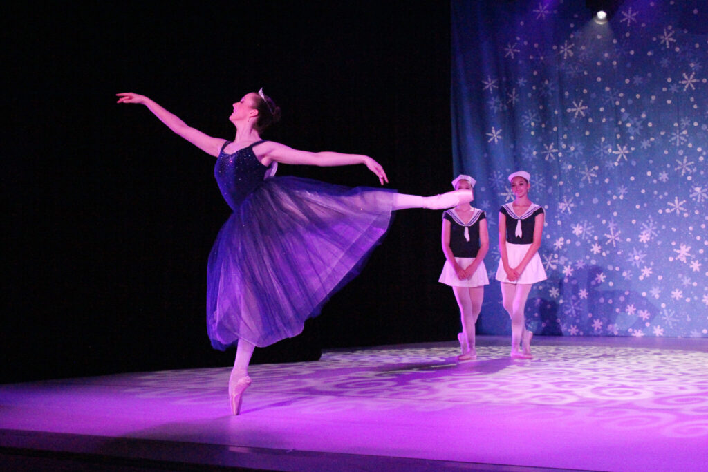 nutcracker,classical ballet,performing arts