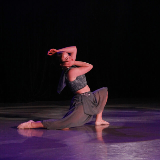 Student Charlotte dances in our Choreographic Evening - Contemporary Dance